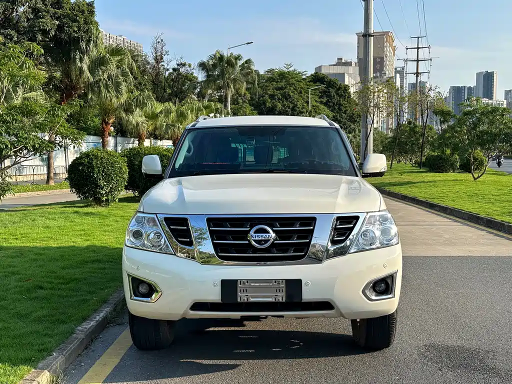 Nissan Patrol — фото 2