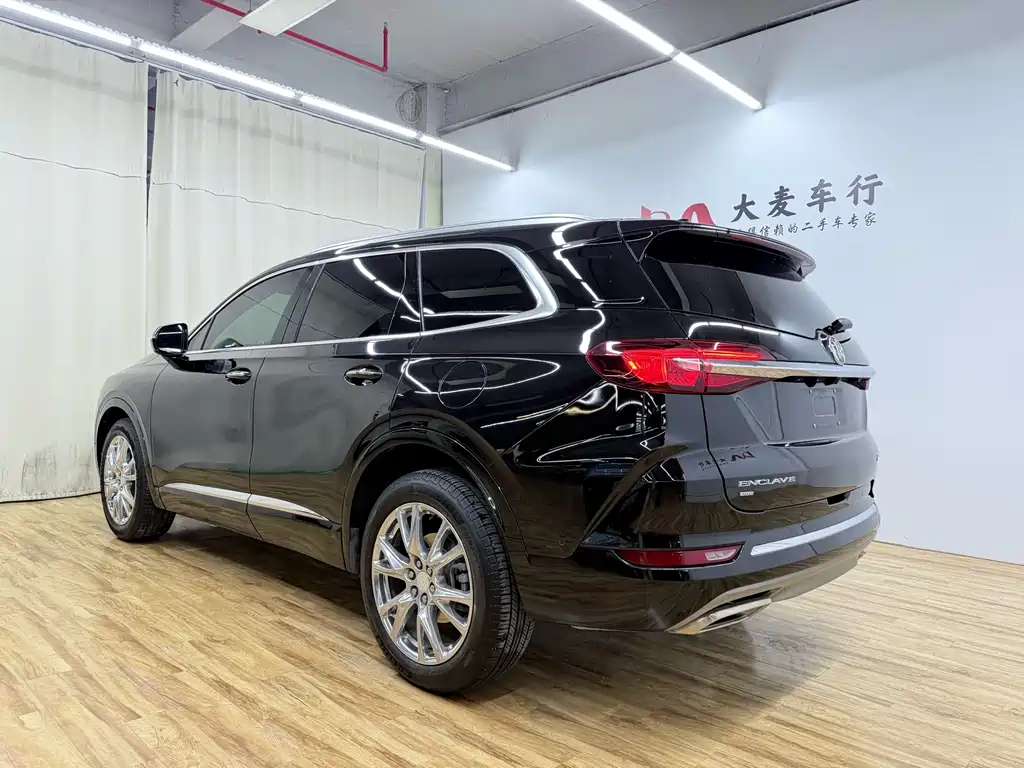 Buick Enclave — фото 6