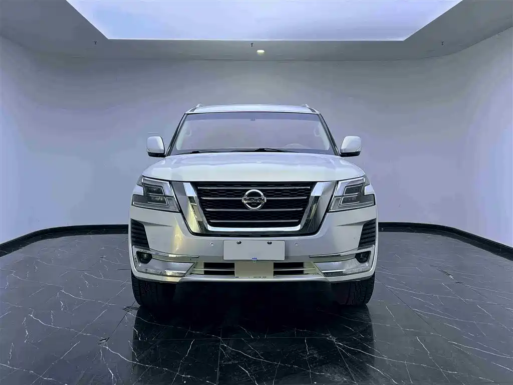Nissan Patrol — фото 2