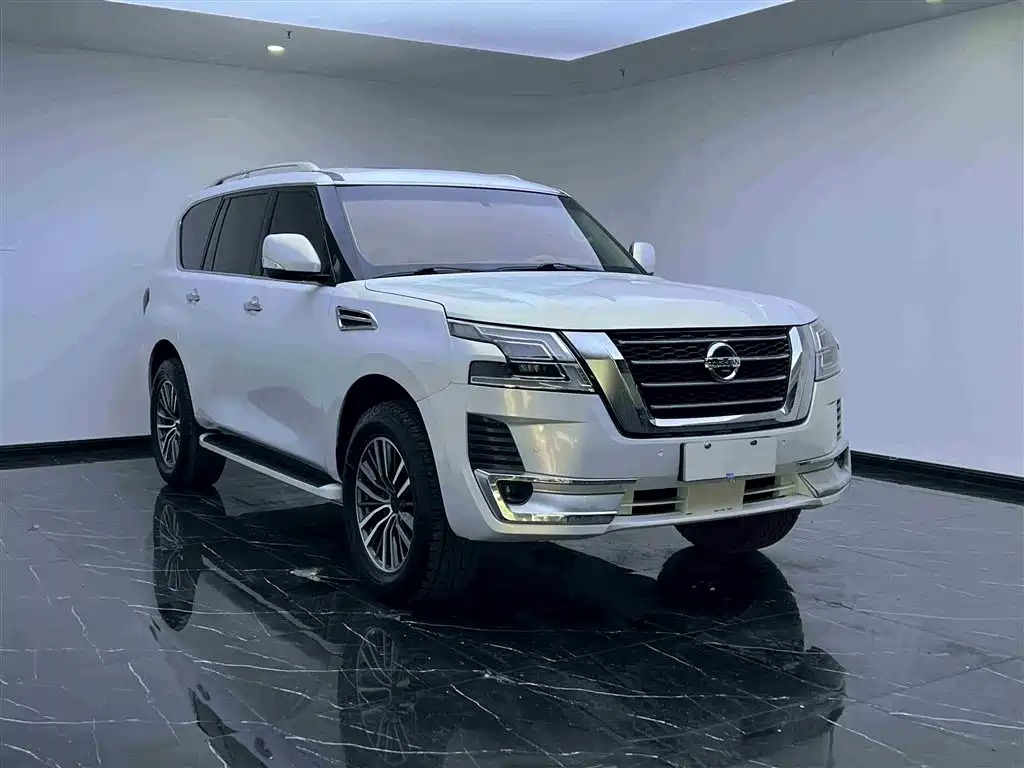 Nissan Patrol — фото 3