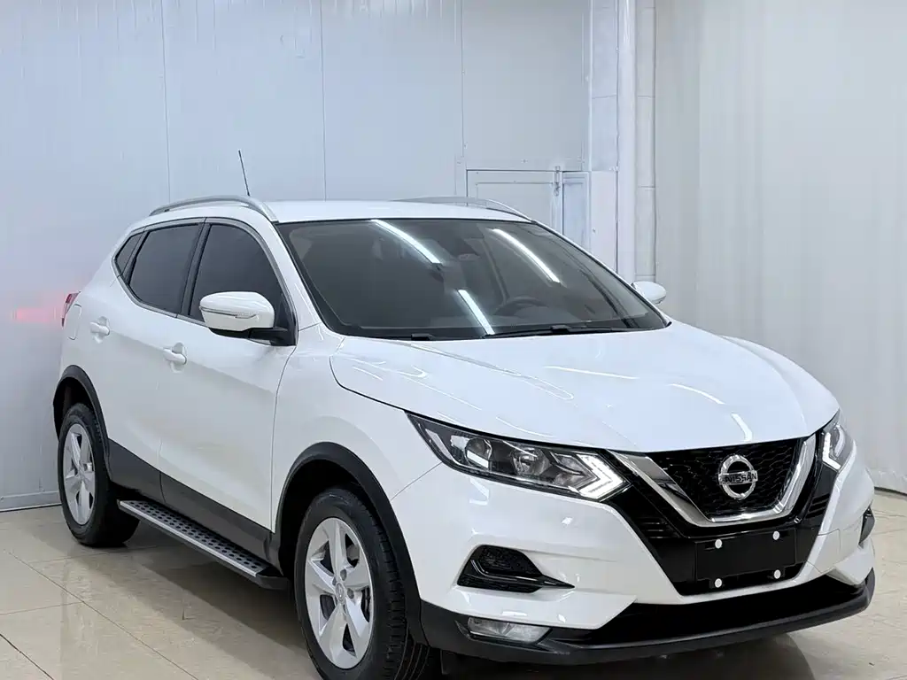 Nissan Qashqai — фото 3