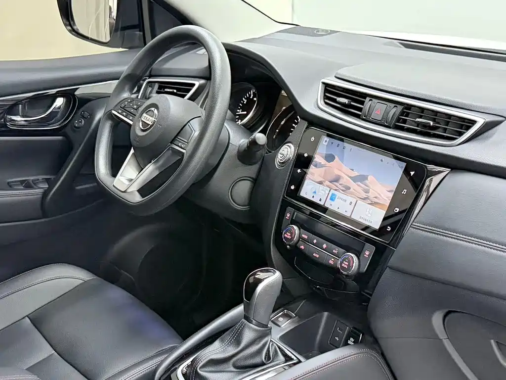 Nissan Qashqai — фото 9