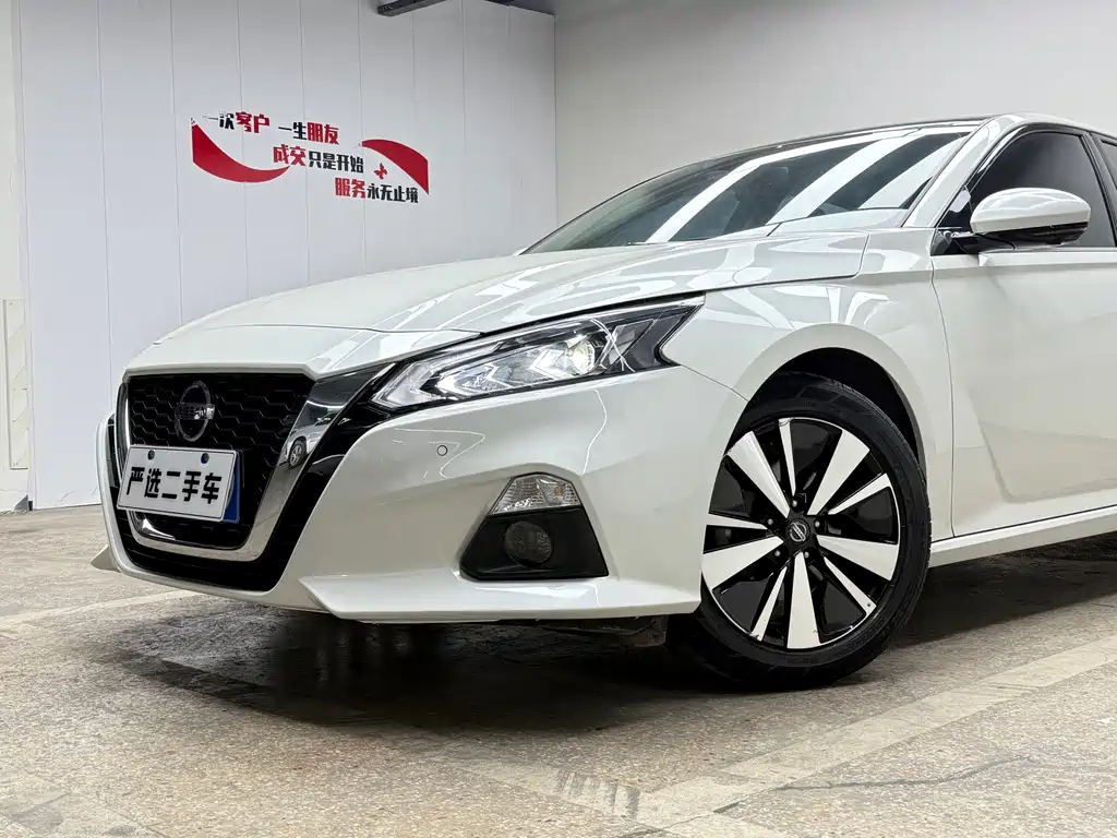 Nissan Teana — фото 4