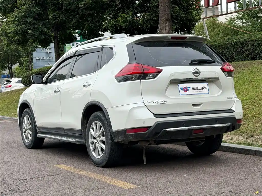 Nissan X-Trail — фото 4