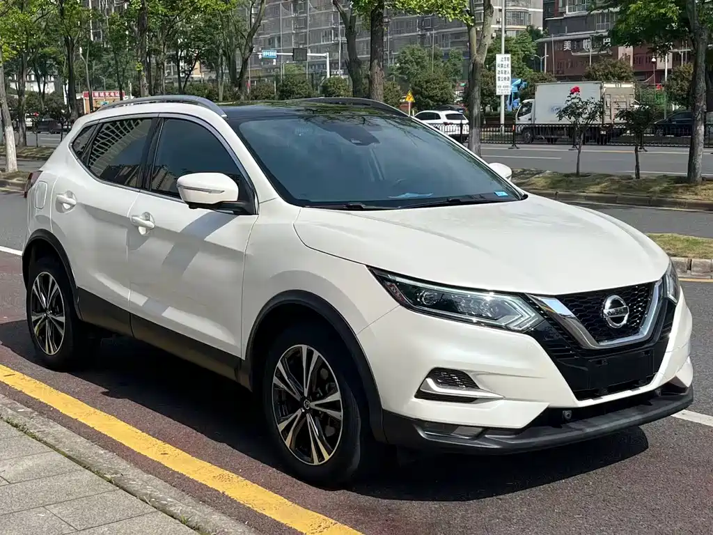 Nissan Qashqai — фото 3