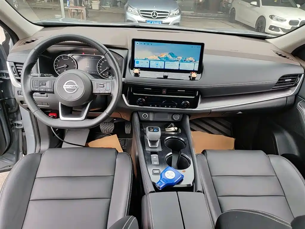 Nissan X-Trail — фото 10