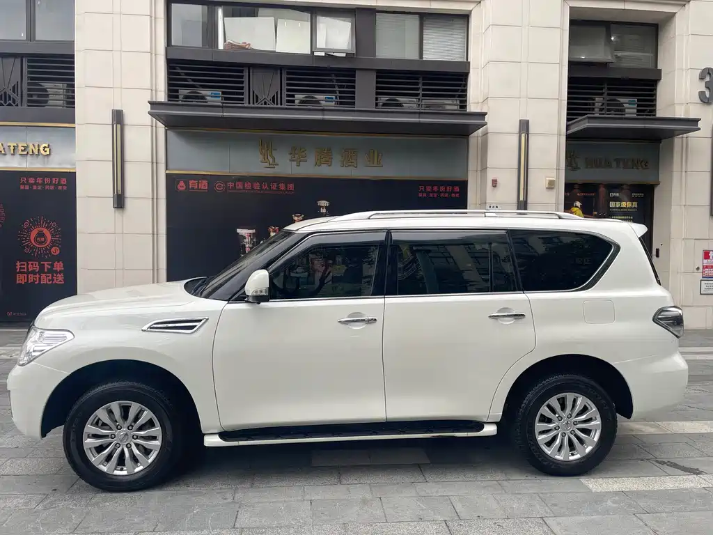 Nissan Patrol — фото 3
