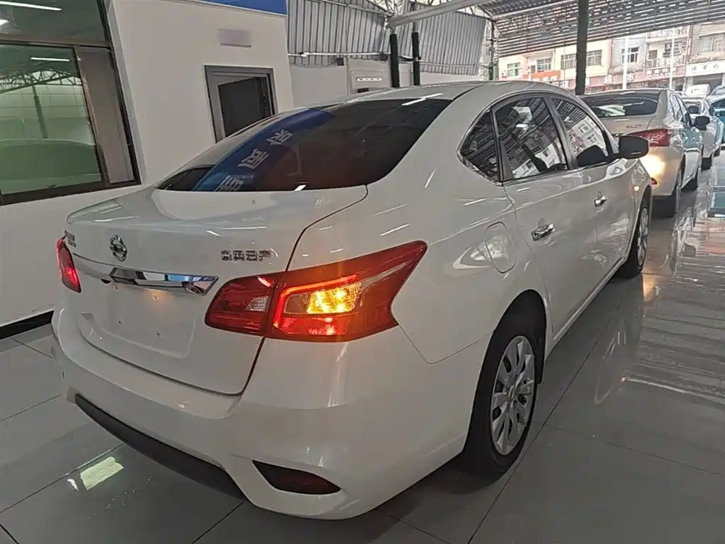 Nissan Sylphy — фото 7