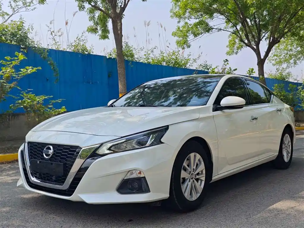 Nissan Teana — фото 3