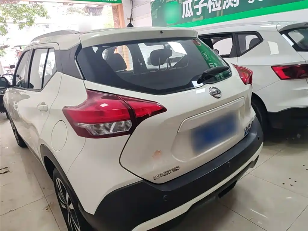 Nissan Kicks — фото 5
