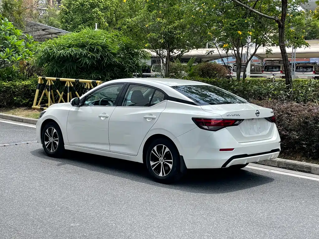 Nissan Sylphy — фото 5