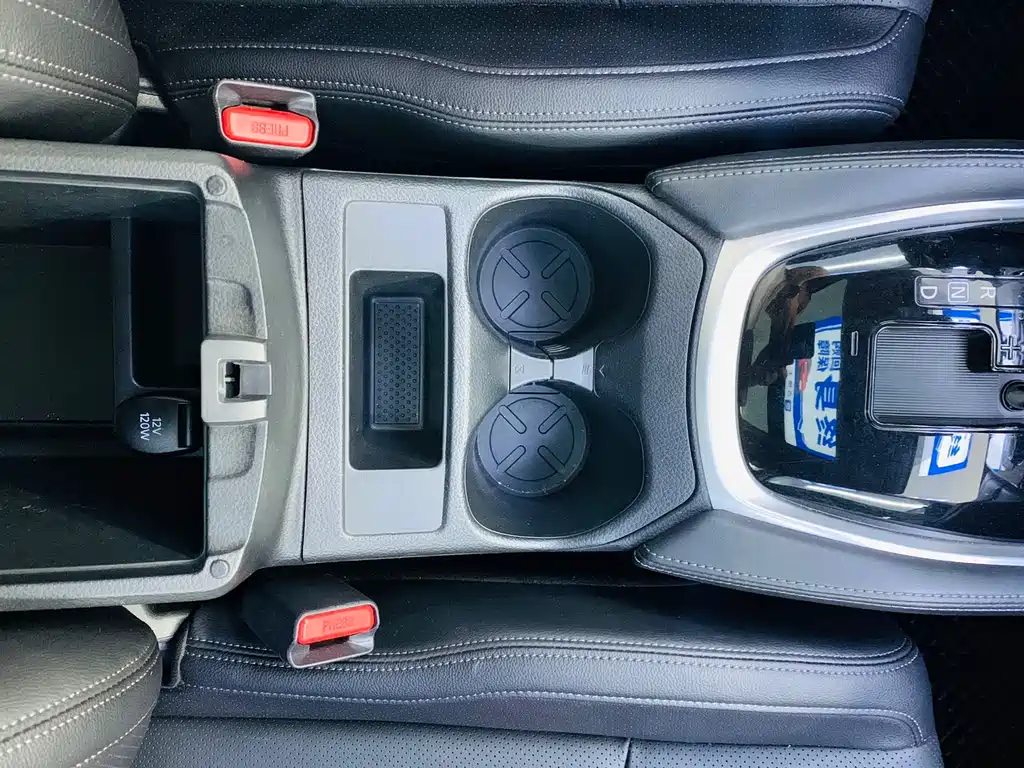 Nissan X-Trail — фото 10