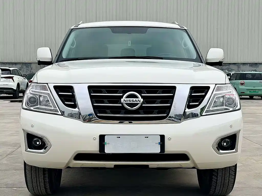 Nissan Patrol — фото 2