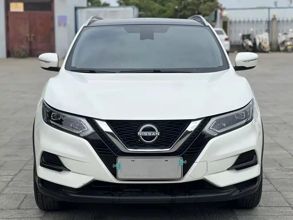 Nissan Qashqai — фото 2
