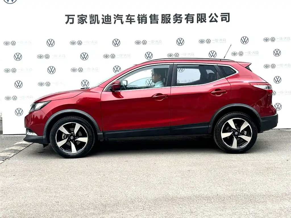 Nissan Qashqai — фото 3