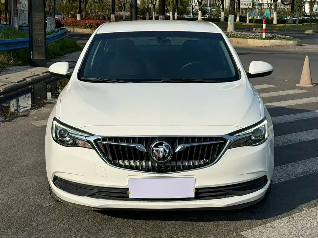 Buick Excelle — фото 2