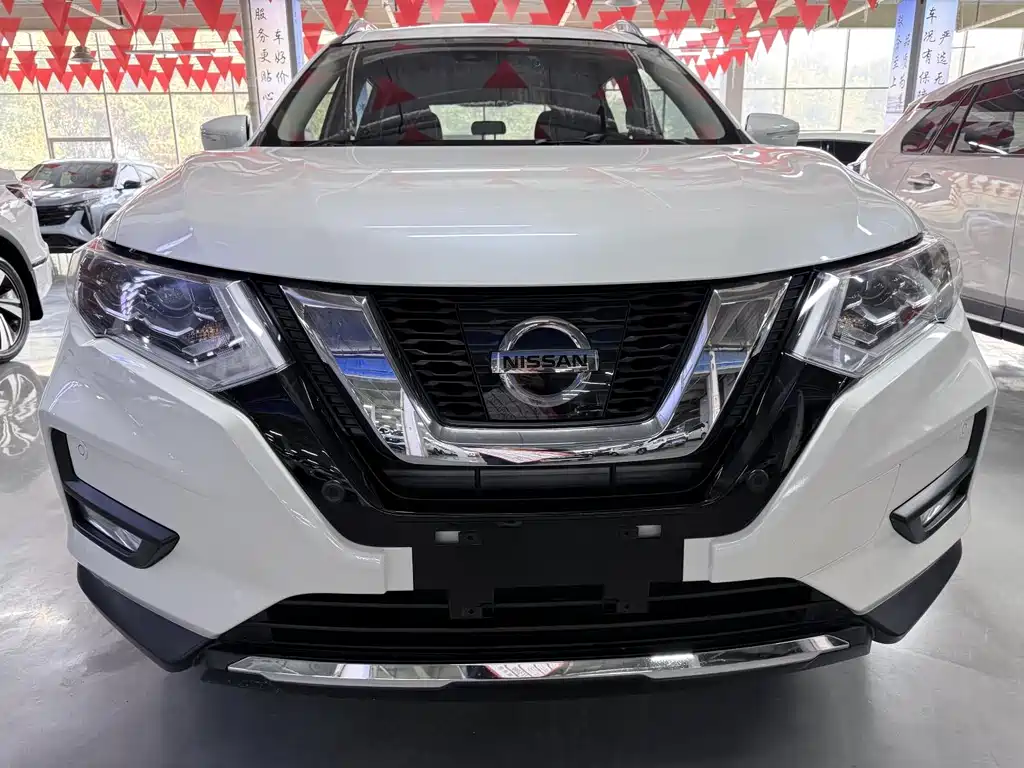 Nissan X-Trail — фото 2