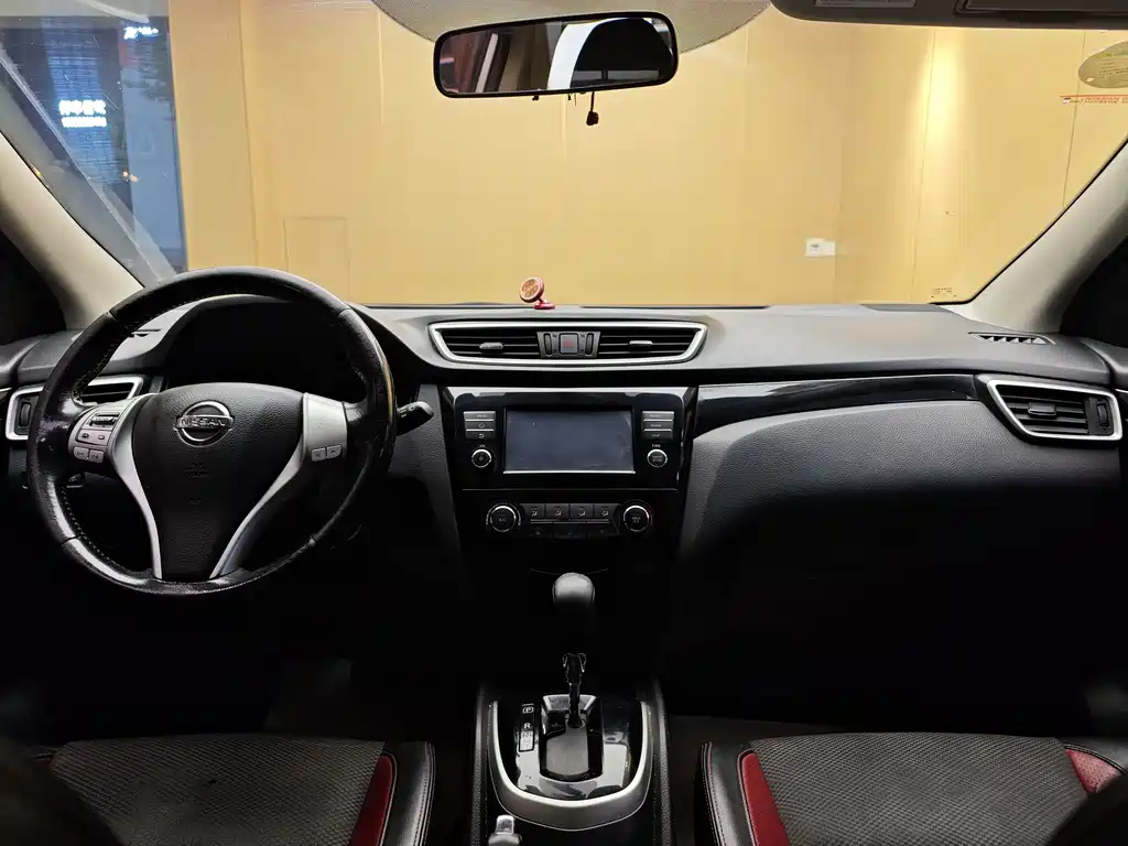 Nissan Qashqai — фото 19