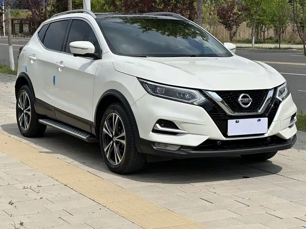 Nissan Qashqai — фото 4