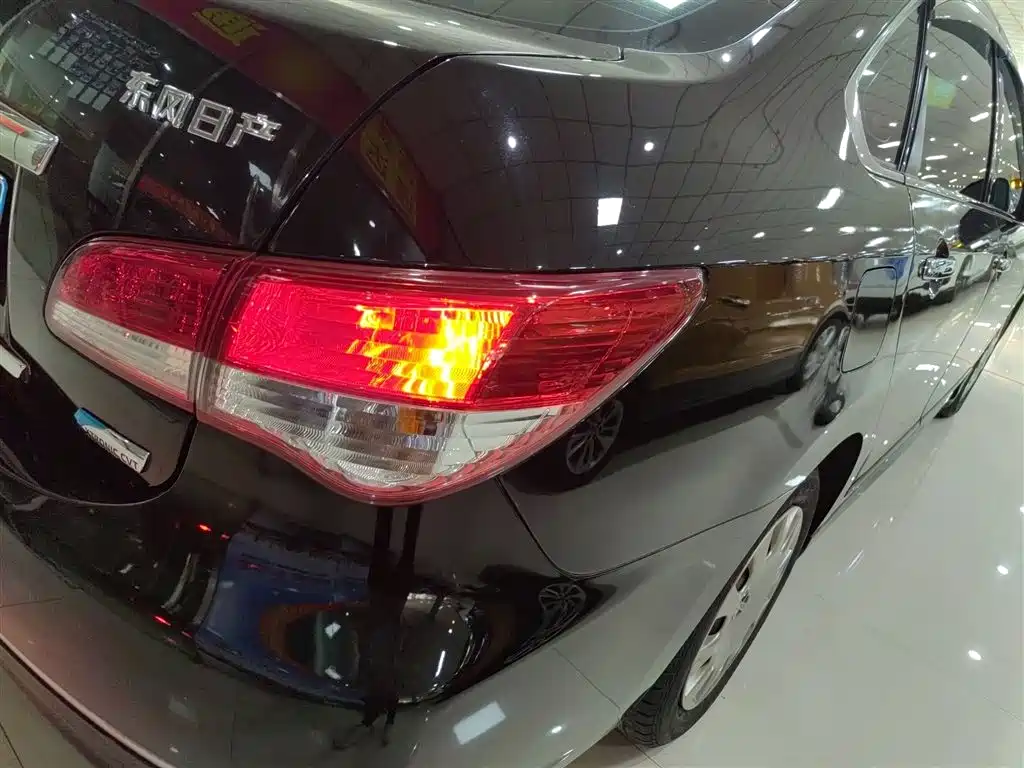 Nissan Sylphy — фото 24