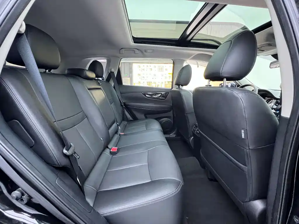 Nissan X-Trail — фото 16