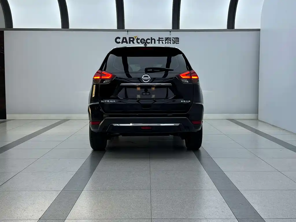 Nissan X-Trail — фото 4