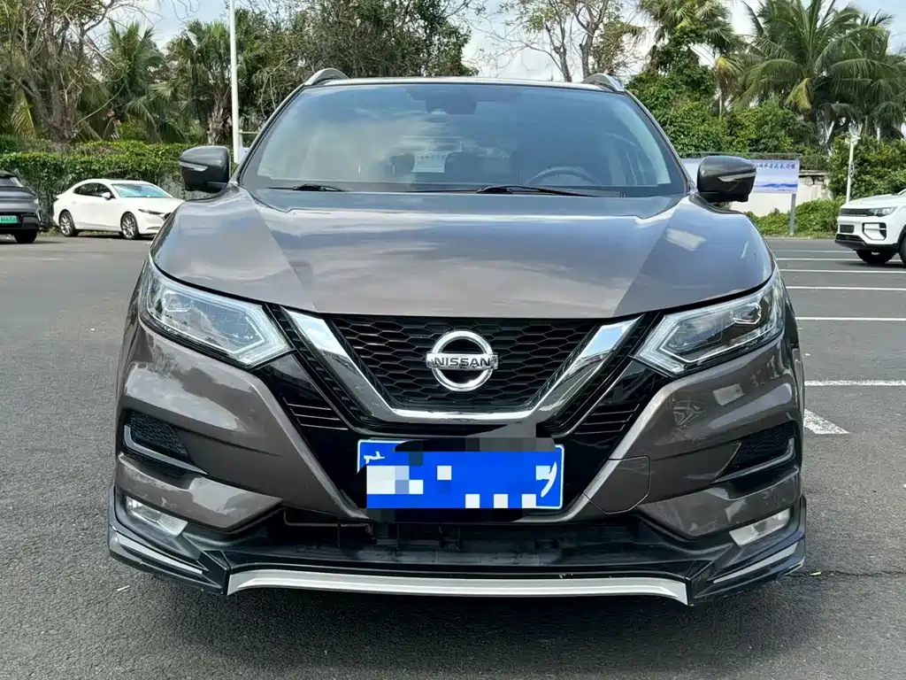 Nissan Qashqai — фото 2