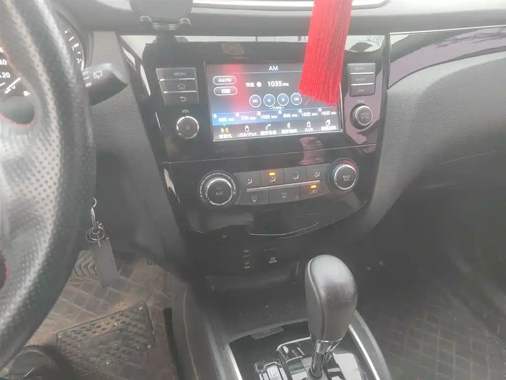 Nissan Qashqai — фото 6