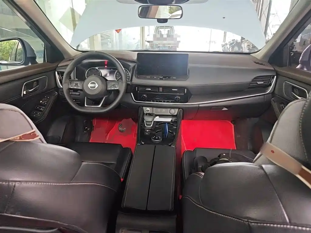 Nissan X-Trail — фото 10