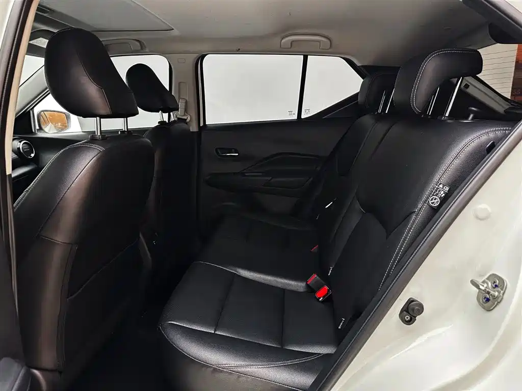 Nissan Kicks — фото 21