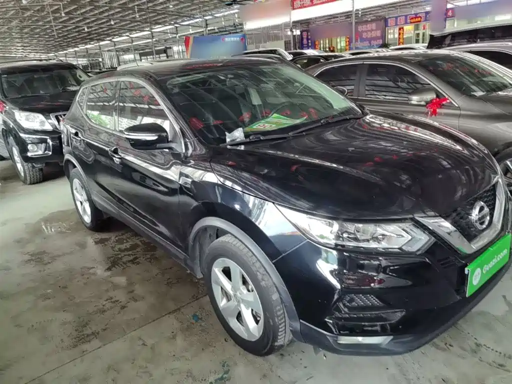 Nissan Qashqai — фото 4