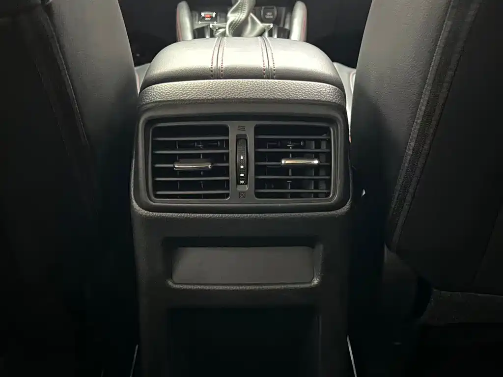 Nissan Qashqai — фото 8