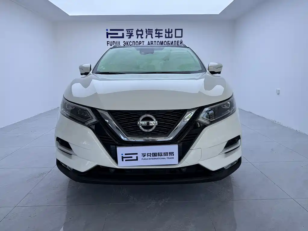 Nissan Qashqai — фото 2