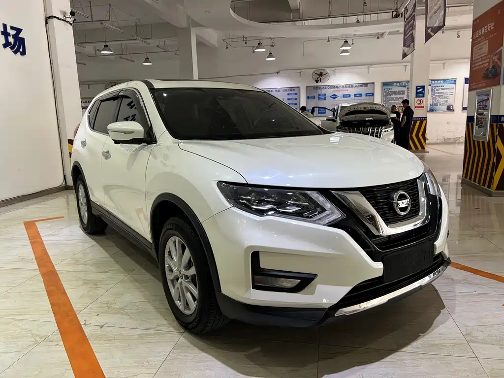 Nissan X-Trail — фото 3