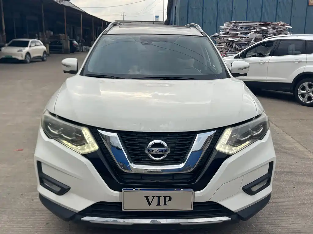 Nissan X-Trail — фото 2