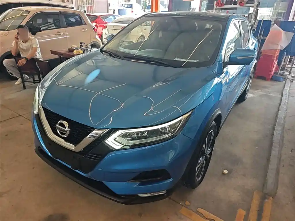 Nissan Qashqai — фото 2
