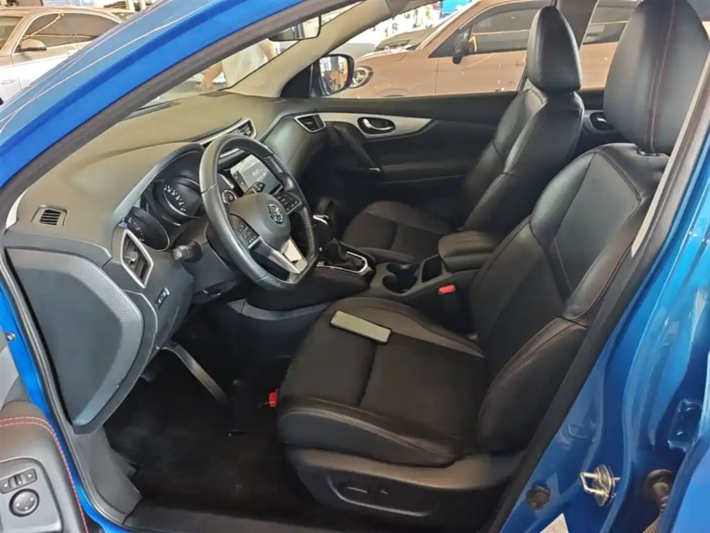 Nissan Qashqai — фото 15