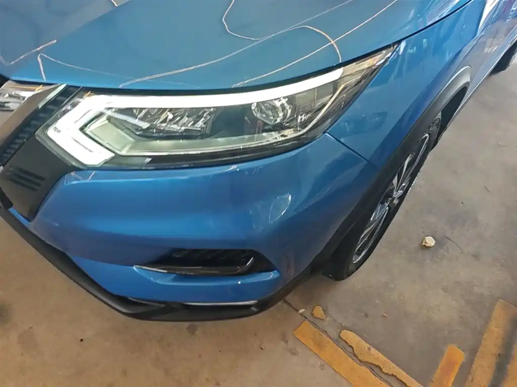 Nissan Qashqai — фото 24