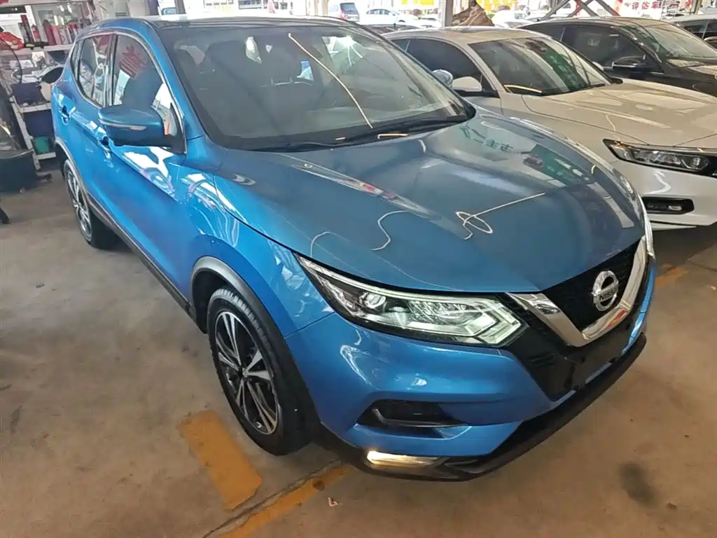 Nissan Qashqai — фото 4