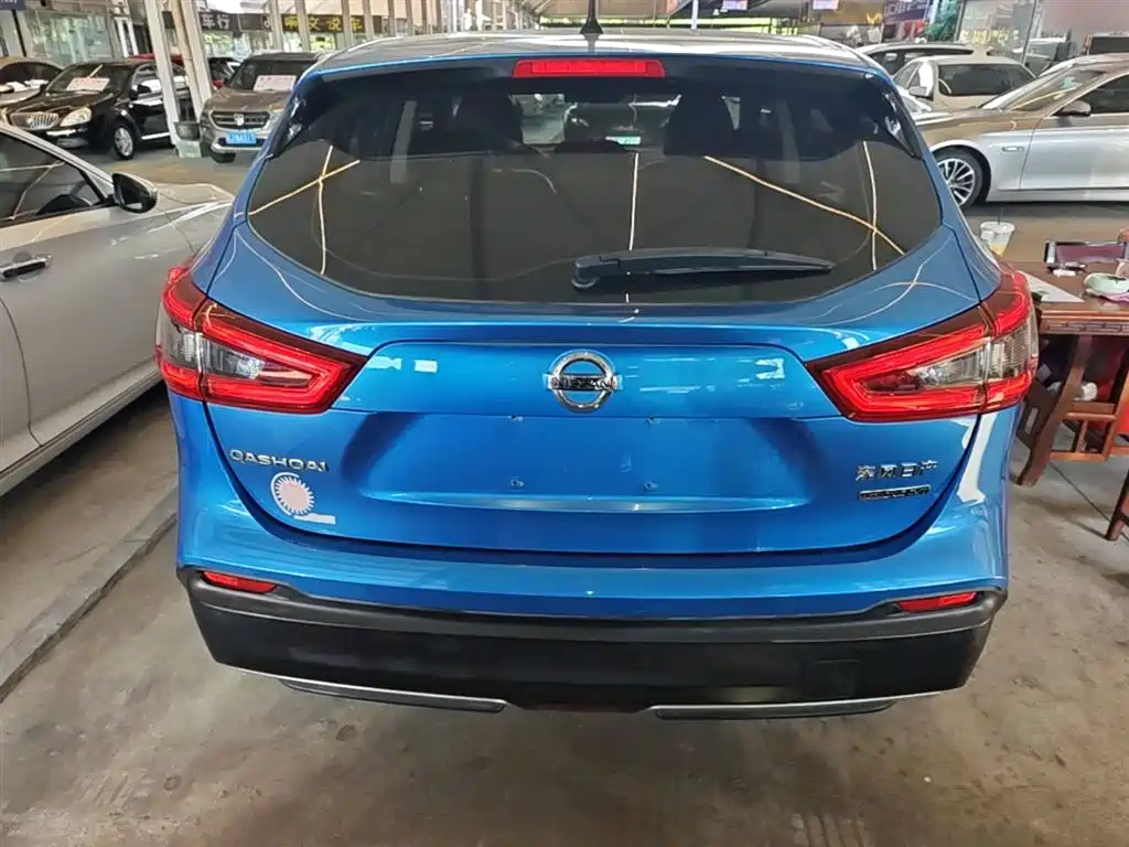 Nissan Qashqai — фото 6