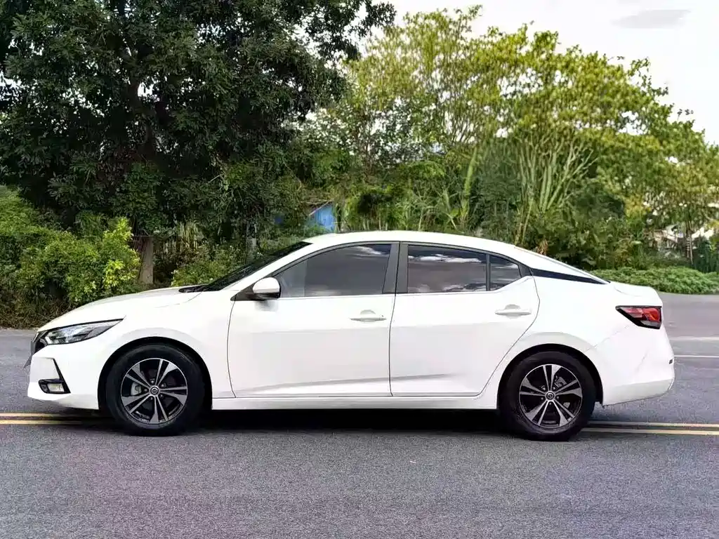 Nissan Sylphy — фото 4