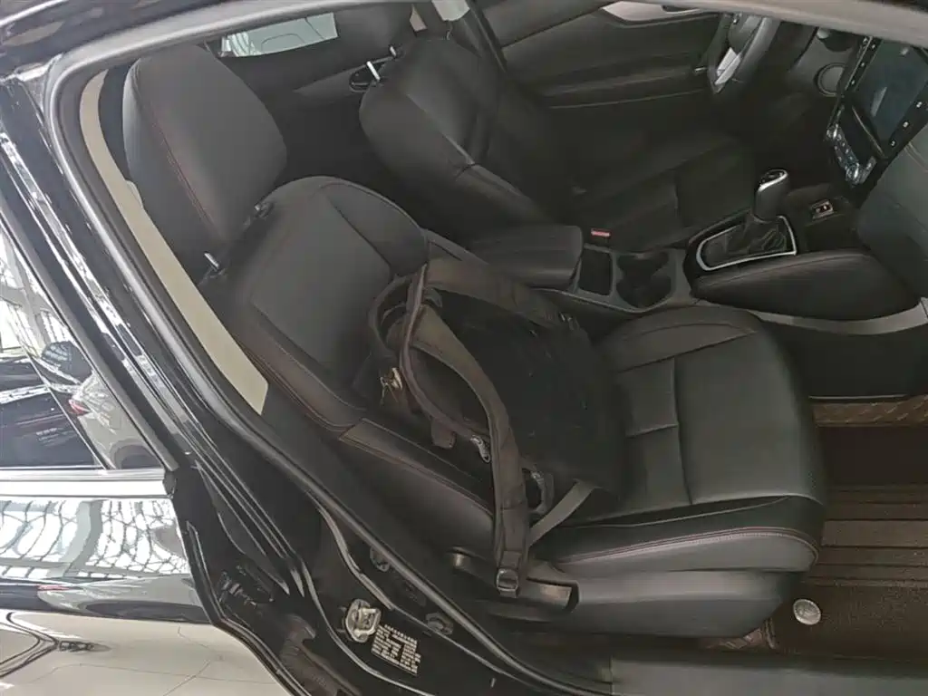 Nissan Qashqai — фото 25