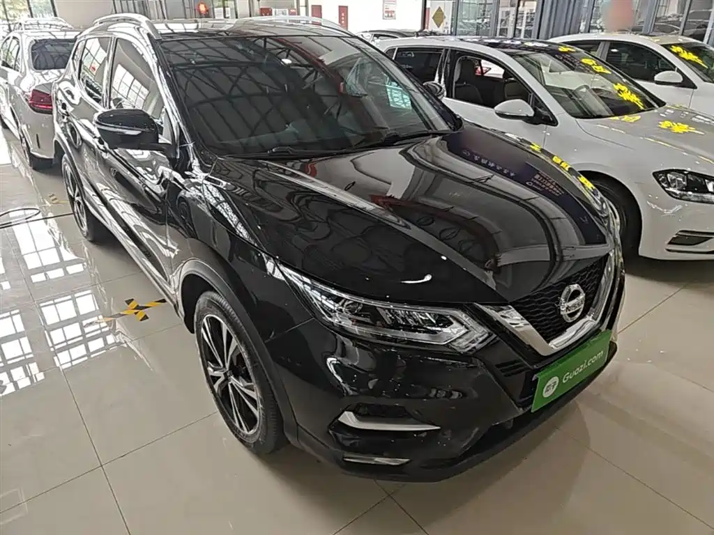Nissan Qashqai — фото 4