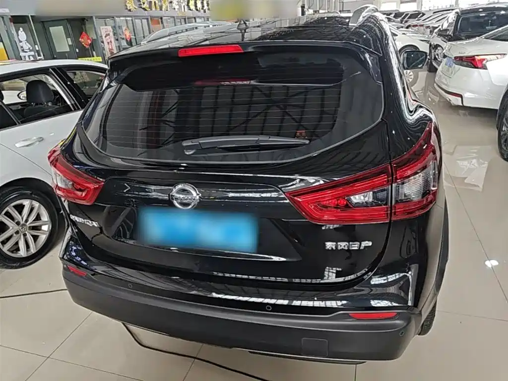 Nissan Qashqai — фото 6