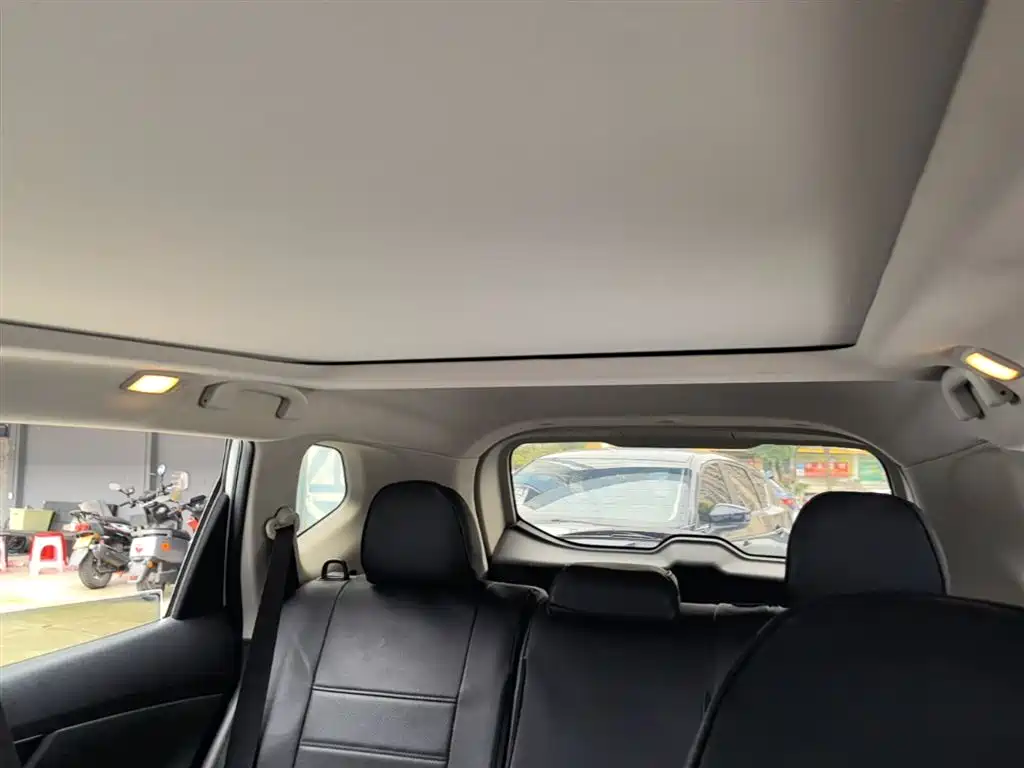 Nissan X-Trail — фото 18