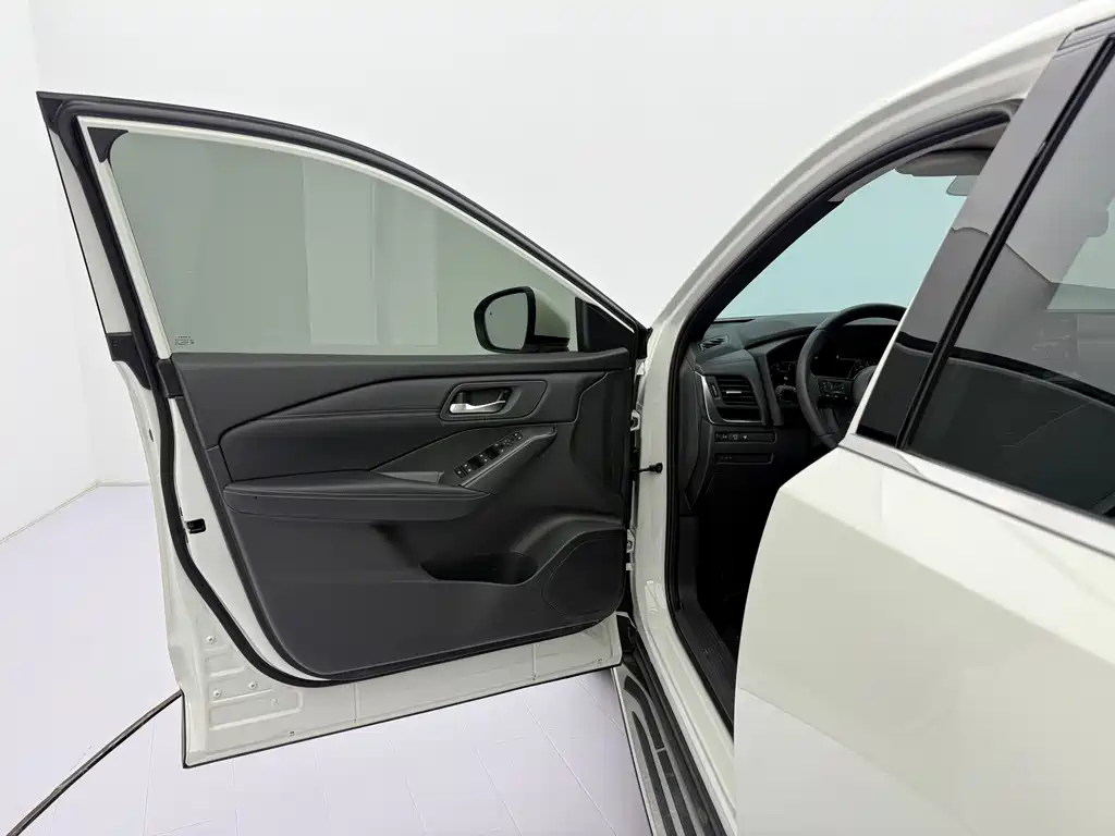 Nissan Qashqai — фото 19