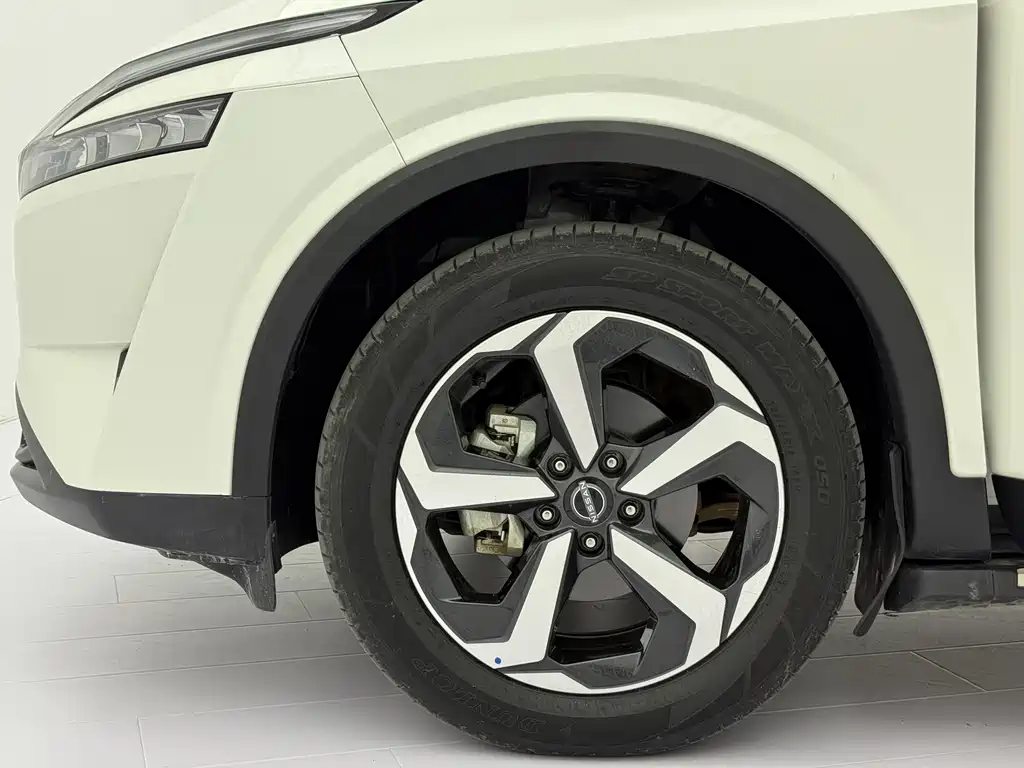 Nissan Qashqai — фото 20