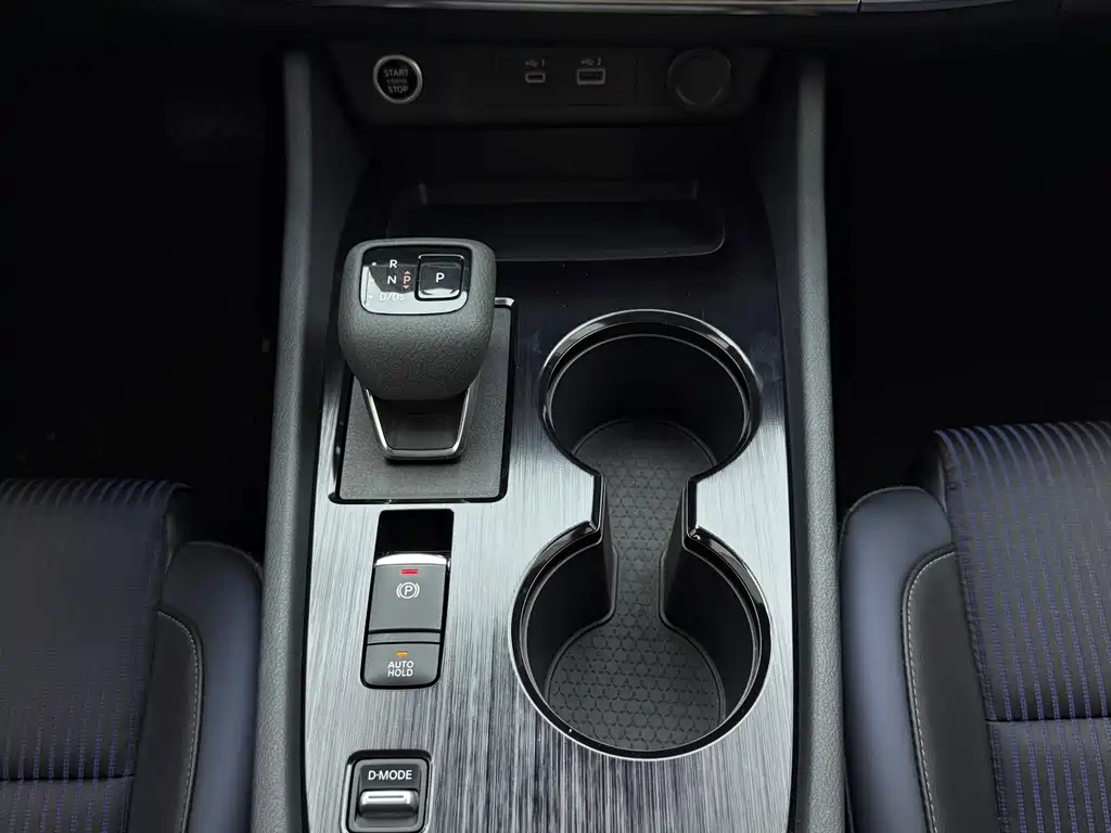 Nissan Qashqai — фото 9