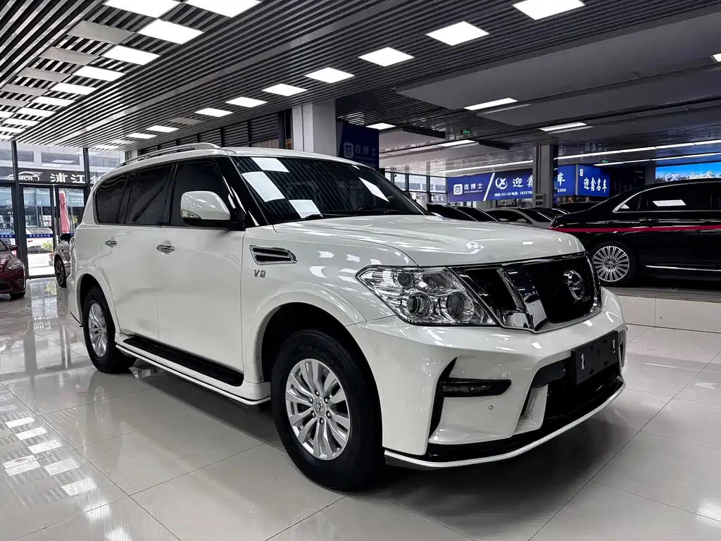 Nissan Patrol — фото 3