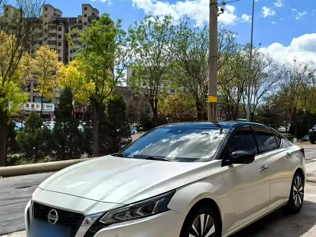 Nissan Teana — фото 2